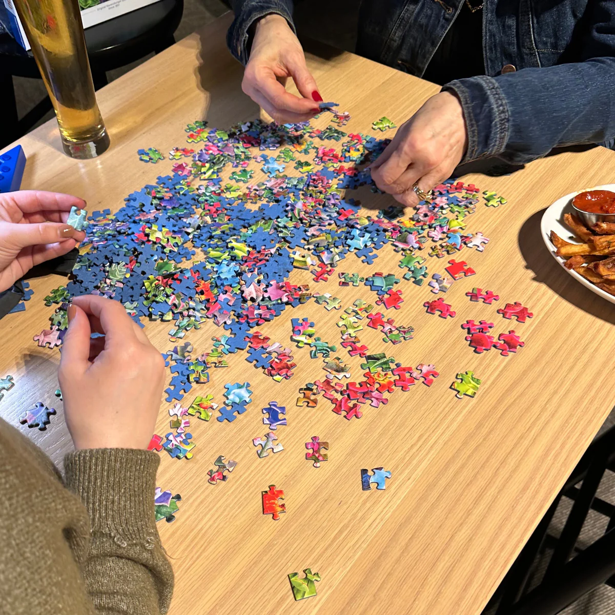 March  11th Puzzling Partners Showdown - 500pc round puzzle (Team of 2)