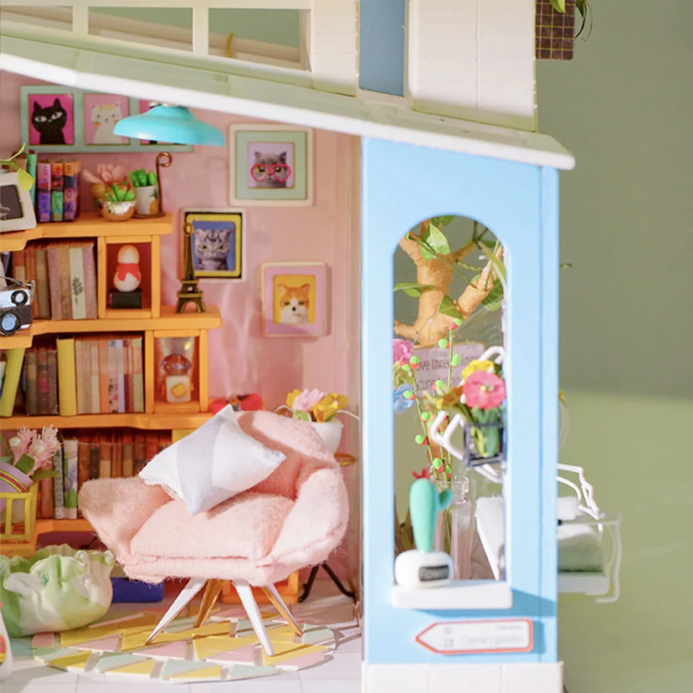 DIY Miniature Dollhouse Kit: Dora's Loft - Image 4