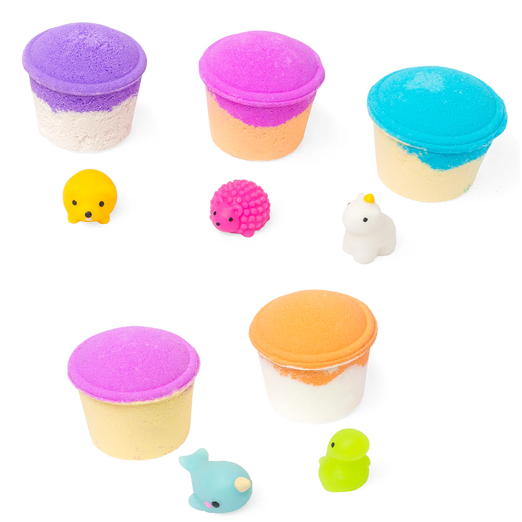 Fizzy Magic Cupcake - includes 1 random style - Image 2