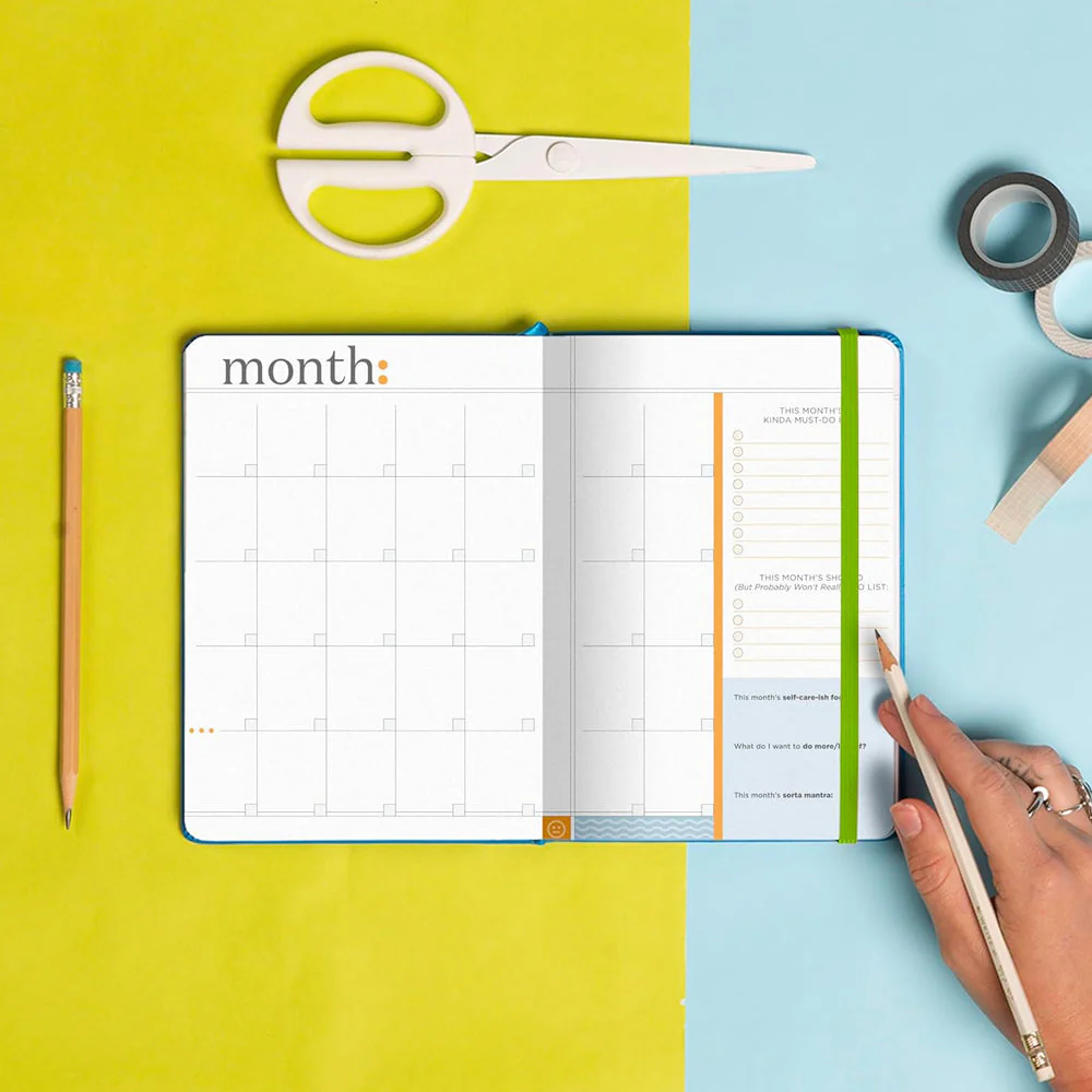 Keepin’ It Kinda, Sorta Together Large Hardcover Planner - Image 4