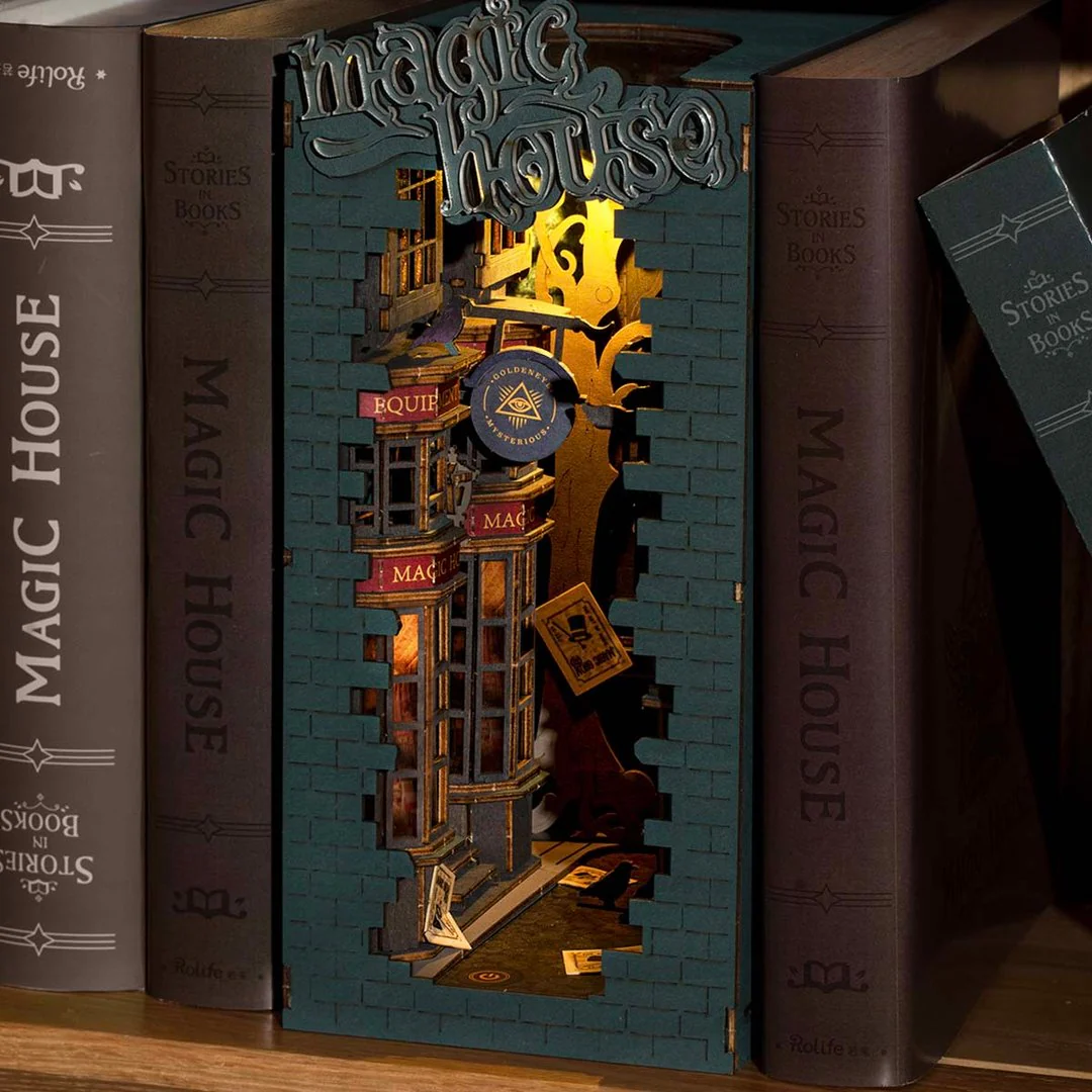 Magic House Bookshelf Diorama Book Nook - DIY kit