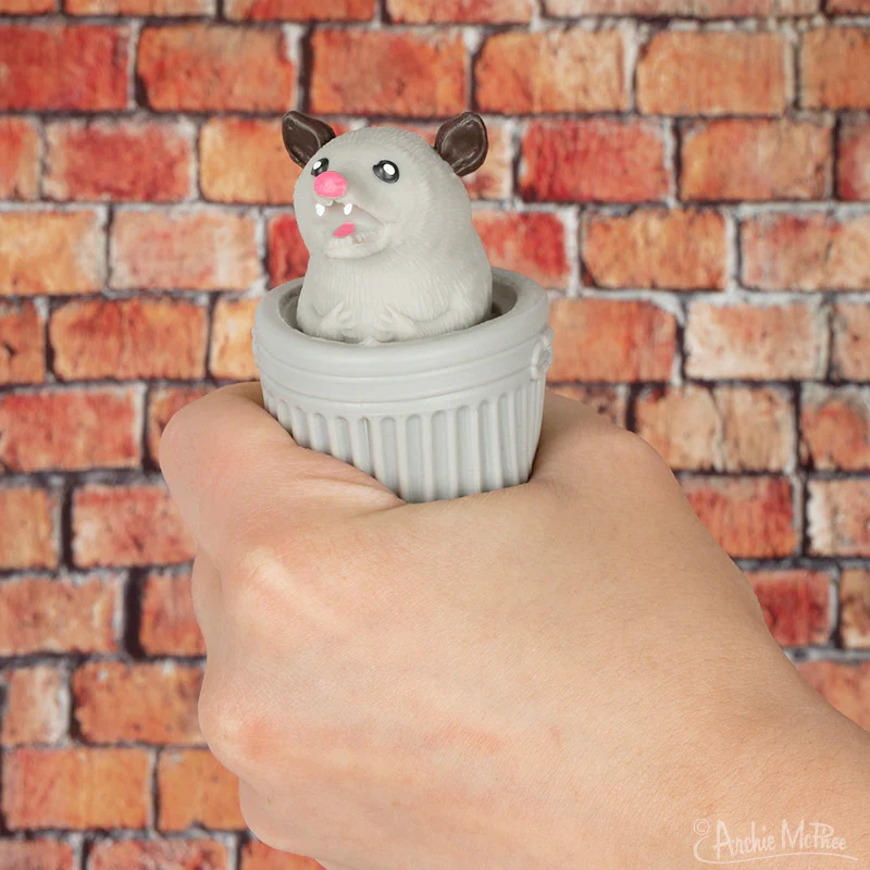 Surprise popping Possum - Image 2