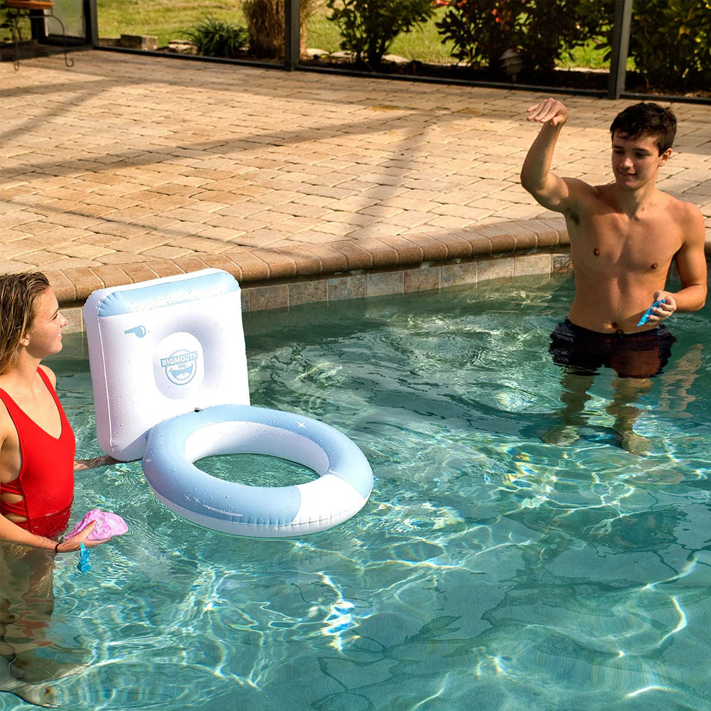 Toilet Toss Pool Party Game - Image 3